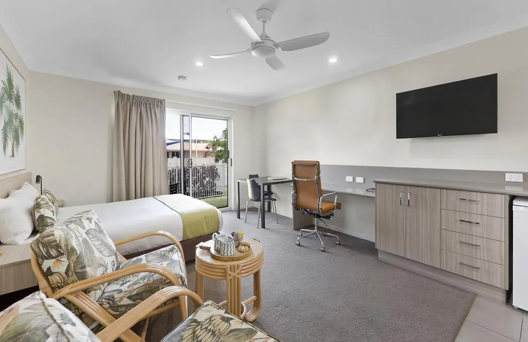 Beachside Boutique Motel Mackay-1